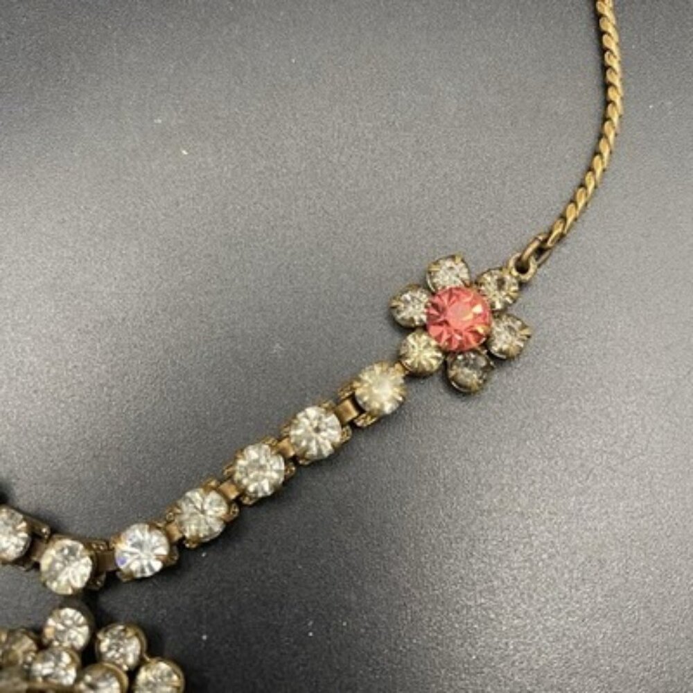 Vtg 1940s Rhinestone Necklace Dark Pink Clear Floral Brass UV Glow Stones 16.5" - Picture 5 of 10